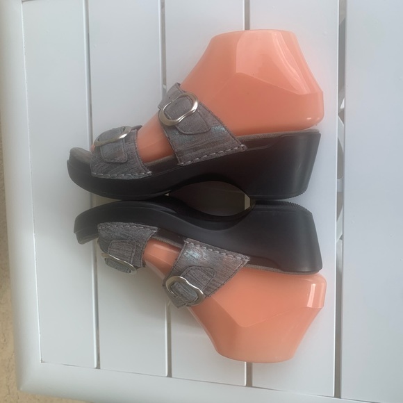 Dansko grey blue iridescent leather slip on clog size 5.5-6 (European 36) - Picture 7 of 14